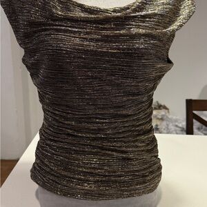 Frank Lyman Design Black and Shimmering Gold Top
